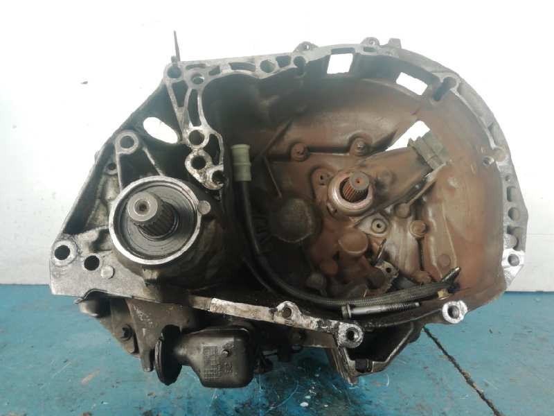 Recambio de caja cambios para renault kangoo (f/kc0) confort expression referencia OEM IAM JB3969 CASCO 