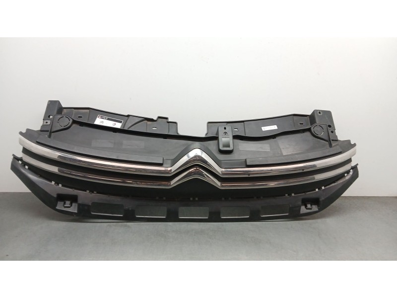 Recambio de rejilla paragolpes delantero para citroën c3 business referencia OEM IAM 9812063477  