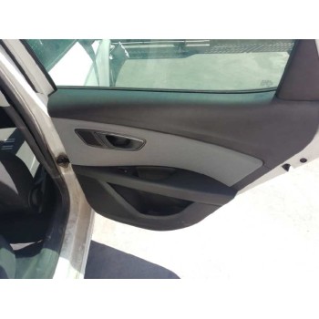 GUARNECIDO PUERTA TRASERA DERECHA 