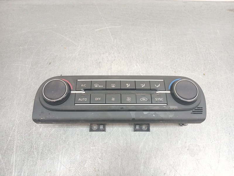 Recambio de mando climatizador para kia xceed (cd) 1.4 t-gdi referencia OEM IAM 97250j7201  