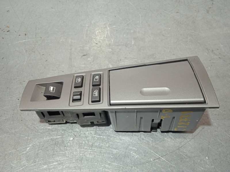 Recambio de mando elevalunas trasero derecho para bmw serie 7 (e65/e66) 750i referencia OEM IAM 6917108  