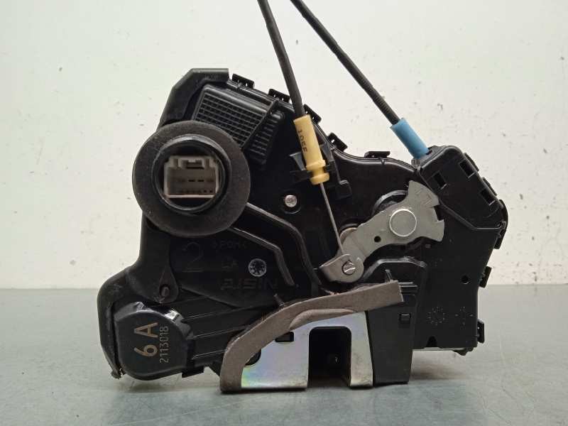 Recambio de cerradura puerta delantera izquierda para lexus ct 200h referencia OEM IAM   6 PINS