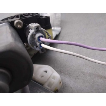 Recambio de elevalunas delantero derecho para renault kangoo furgón compact professional referencia OEM IAM 807209565R 2 CABLES 