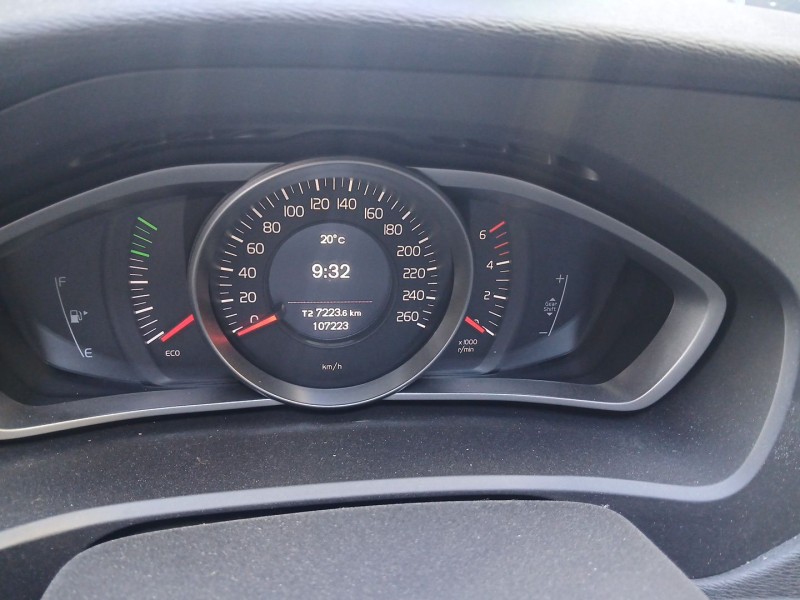 Recambio de cuadro instrumentos para volvo v40 hatchback (525) d2 referencia OEM IAM   