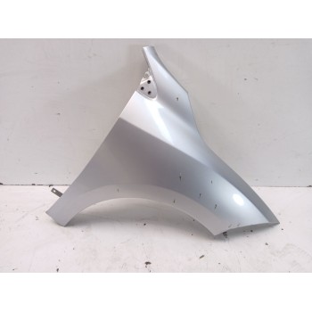 ALETA DELANTERA DERECHA 