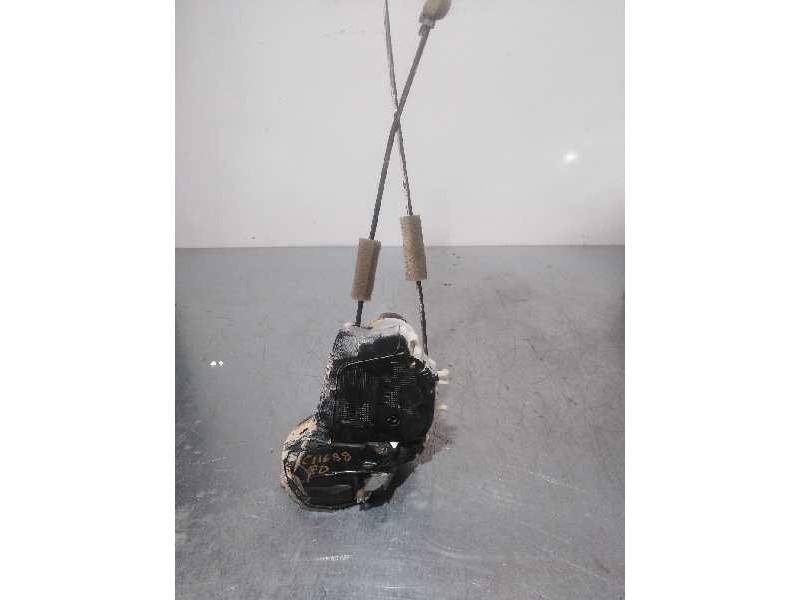 Recambio de cerradura puerta trasera derecha para honda cr-v comfort 4x2 referencia OEM IAM 131018  