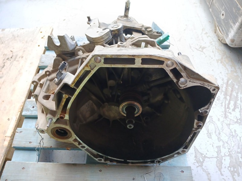Recambio de despiece caja cambios para nissan juke (f15) acenta referencia OEM IAM TL4125  