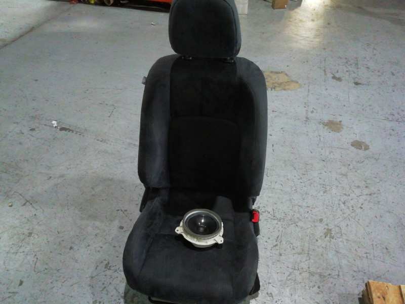 Recambio de asiento delantero derecho para lexus ct 200h referencia OEM IAM   