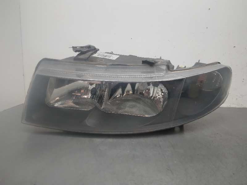 Recambio de faro izquierdo para seat leon (1m1) 1.6 16v referencia OEM IAM 087480 SOPORTE ROTO 