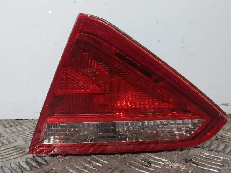 Recambio de piloto trasero derecho interior para audi a5 coupe (8t) 2.7 tdi referencia OEM IAM 8T0945094  