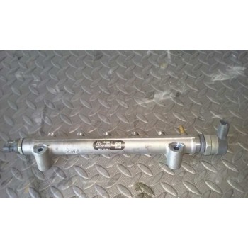 Recambio de rampa inyectora para kia cee´d 2.0 crdi referencia OEM IAM 0445214140  