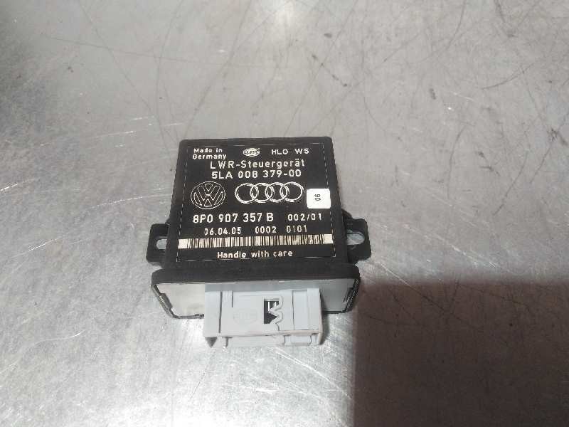 Recambio de centralita luces para audi a4 berlina (8e) 2.5 v6 24v tdi referencia OEM IAM 8P0907357B  
