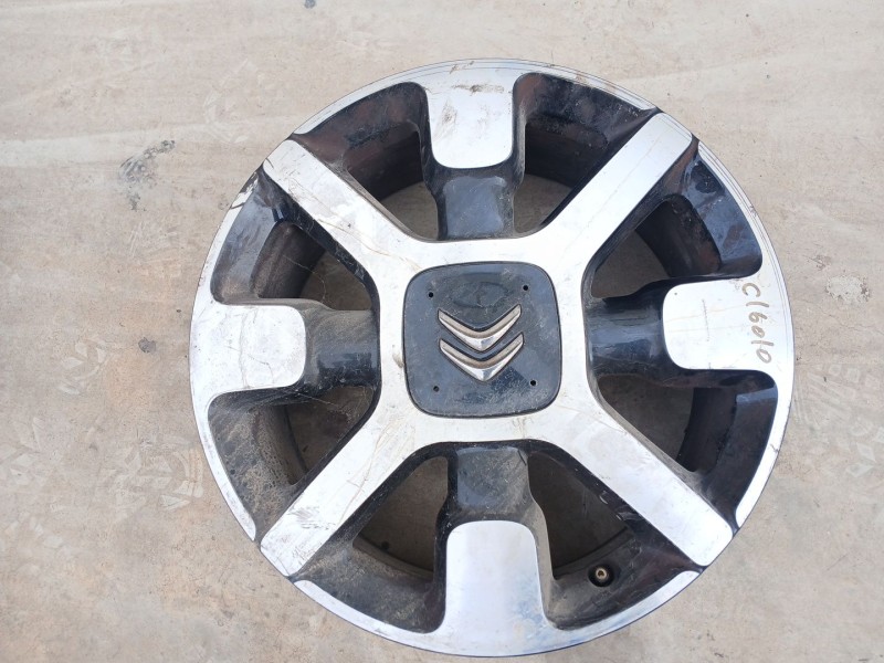 Recambio de llanta para citroën c4 cactus feel referencia OEM IAM 6.5JX17 9800494077 17