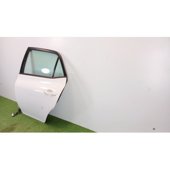 Recambio de puerta trasera izquierda para toyota auris (_e15_) 1.4 d-4d (nde150_) referencia OEM IAM 6700402260  