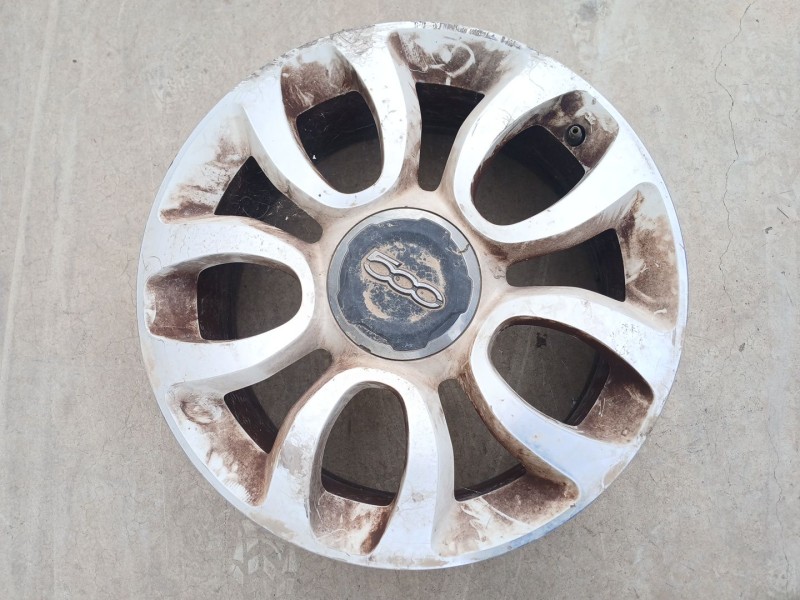 Recambio de llanta para fiat 500 l (330) basic referencia OEM IAM 7JX17 ET41 735585994 17 X1