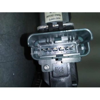 Recambio de elevalunas delantero izquierdo para renault megane iv berlina 5p limited referencia OEM IAM 807215959R 6 PIN 