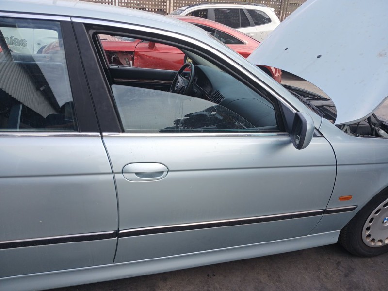 Recambio de puerta delantera derecha para bmw 5 (e39) 520 i referencia OEM IAM   