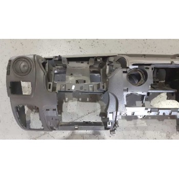 Recambio de salpicadero para renault master kipper doka l3h1 3,5t referencia OEM IAM 6B10000035R  