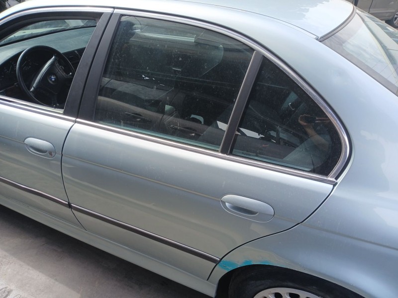 Recambio de puerta trasera izquierda para bmw 5 (e39) 520 i referencia OEM IAM   