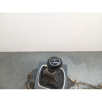 Recambio de pomo palanca cambio para audi a3 (8p) 1.2 16v tfsi referencia OEM IAM 5K0711049C  