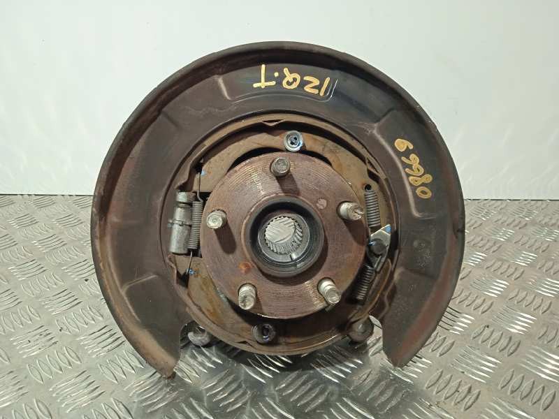 Recambio de mangueta trasera izquierda para subaru legacy lim. b14 limited referencia OEM IAM  ABS 