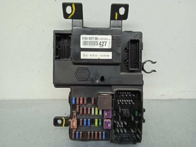 Recambio de caja reles / fusibles para kia carnival 2.9 crdi vgt active referencia OEM IAM 919544D271  