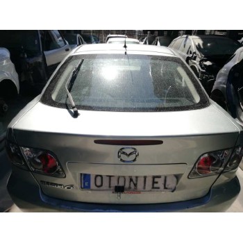 PORTON TRASERO PLATA TIENE GOLPES PEQUEÑOS