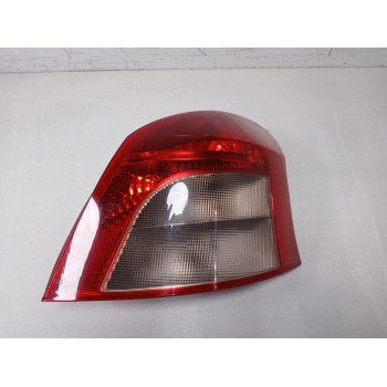 PILOTO TRASERO DERECHO 5 puertas