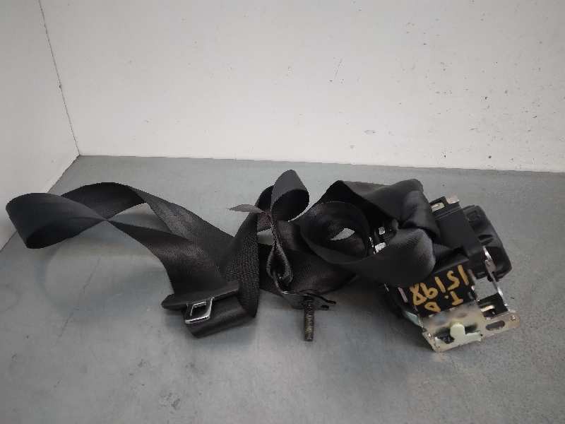 Recambio de cinturon seguridad trasero derecho para ford focus st-line referencia OEM IAM 650644500A  