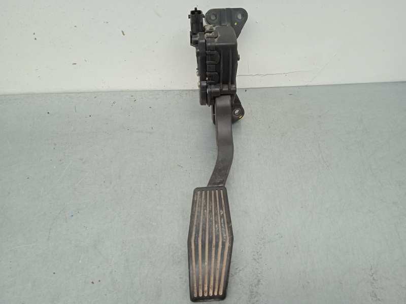 Recambio de potenciometro pedal para kia carnival 2.9 crdi vgt active referencia OEM IAM 327004DXXX  6 PINS