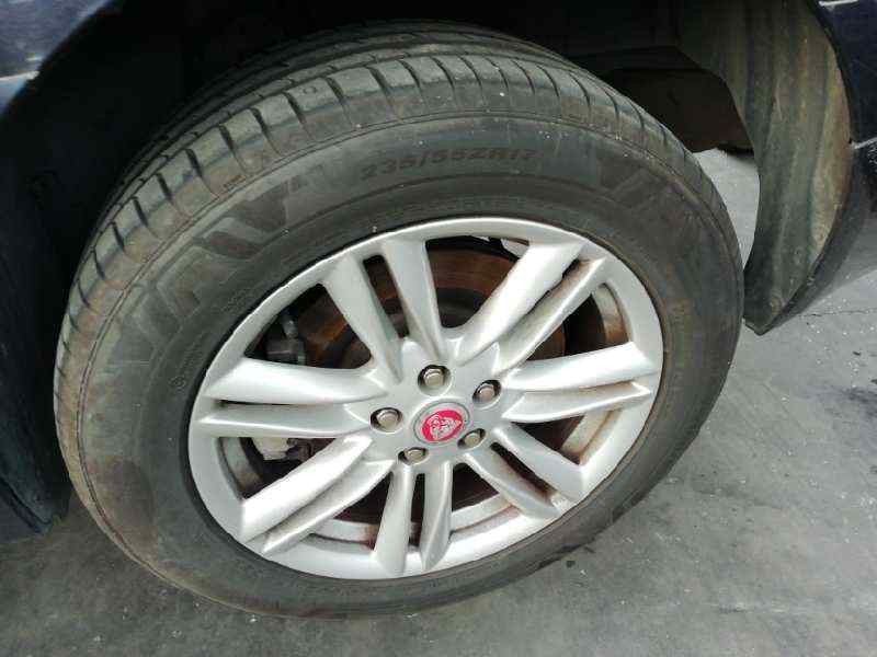 Recambio de llanta para jaguar xf 2.2 diesel luxury referencia OEM IAM 71/2JX17 ET40 X1 17