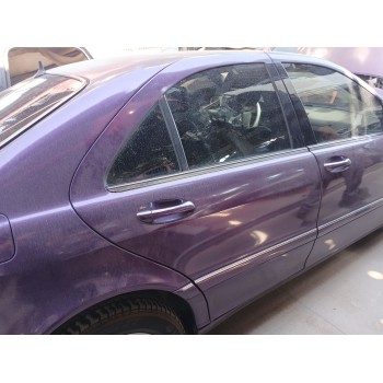 PUERTA TRASERA DERECHA A220730020528 