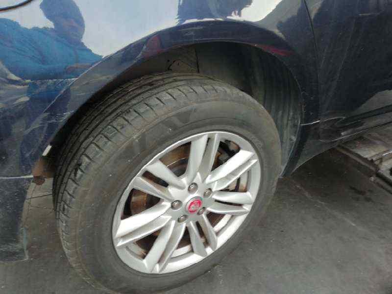 Recambio de llanta para jaguar xf 2.2 diesel luxury referencia OEM IAM 71/2JX17 ET40 X1 17