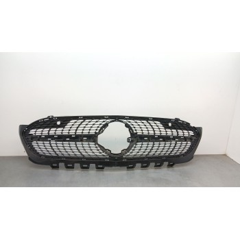 REJILLA PARAGOLPES DELANTERO a1778880200 15361264 