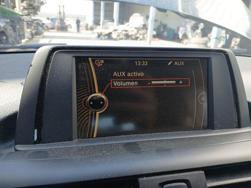 Recambio de pantalla multifuncion para bmw 1 (f20) 114 d referencia OEM IAM   