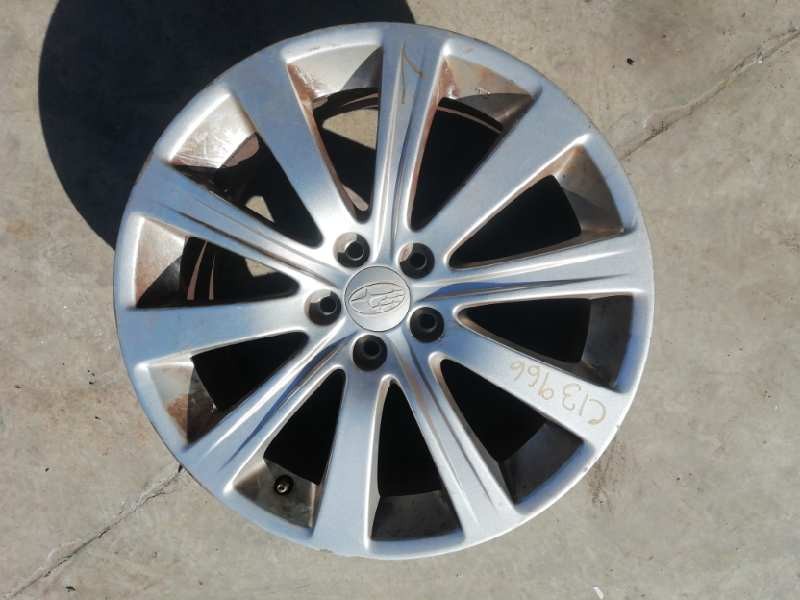 Recambio de llanta para subaru impreza g12 classic referencia OEM IAM 7JX17 ET55 X1 17
