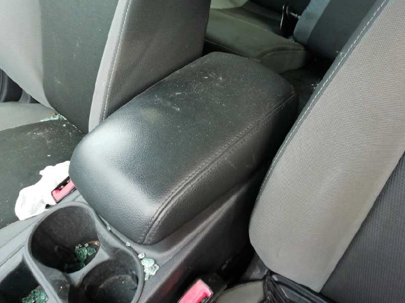 Recambio de apoyabrazos central para ford focus lim. (cb8) trend referencia OEM IAM BM51A045A06  