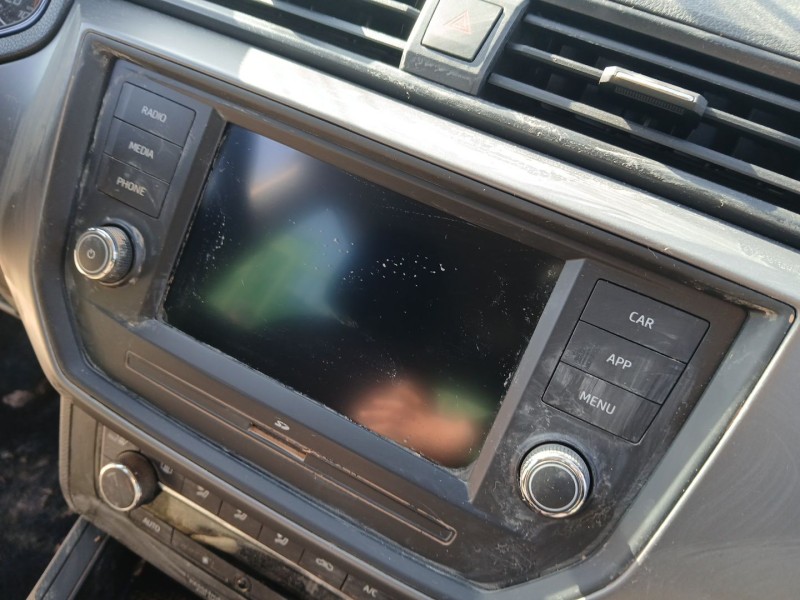 Recambio de sistema audio / radio cd para seat ibiza v (kj1, kjg) 1.0 mpi referencia OEM IAM   