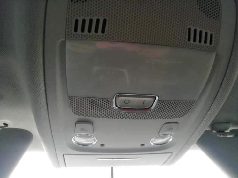 Recambio de luz interior para audi a5 coupe (8t) 2.7 tdi referencia OEM IAM   