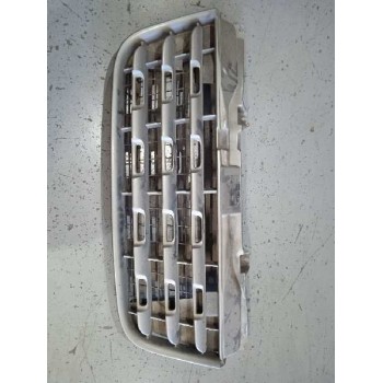 REJILLA DELANTERA 623100256R 