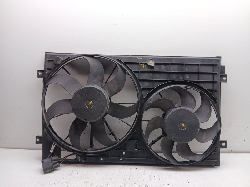 Recambio de electroventilador para seat altea (5p1) 1.9 tdi referencia OEM IAM 1k0121207j  