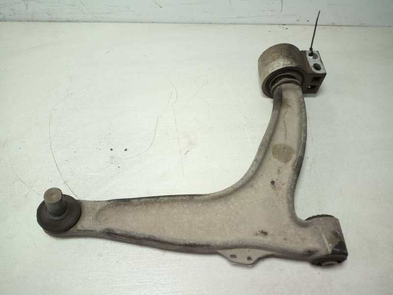 Recambio de brazo suspension inferior delantero derecho para cadillac bls business referencia OEM IAM  ROTULA BIEN 