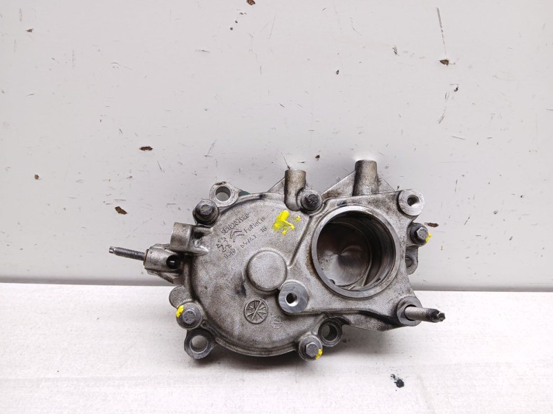 Recambio de bomba aceite para ford mondeo iv (ba7) 2.0 referencia OEM IAM 9810737980 9674992180 