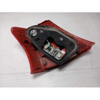 Recambio de piloto trasero derecho para toyota yaris (_p9_) 1.4 d-4d (nlp90_) referencia OEM IAM   5 puertas