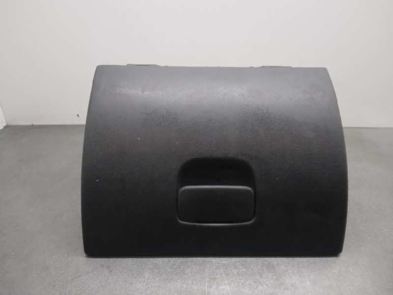 Recambio de guantera para renault master pritsche/fgst l2h1 3,5t referencia OEM IAM 685000045R  