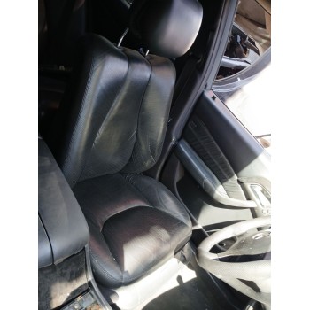 ASIENTO DELANTERO IZQUIERDO 