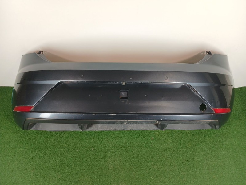 Recambio de paragolpes trasero para seat leon (5f1) 1.6 tdi referencia OEM IAM 5F0807421NGRU  