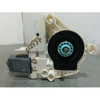 MOTOR ELEVALUNAS TRASERO DERECHO 8K0959811A 8K0959811A FICHA 2 PINS