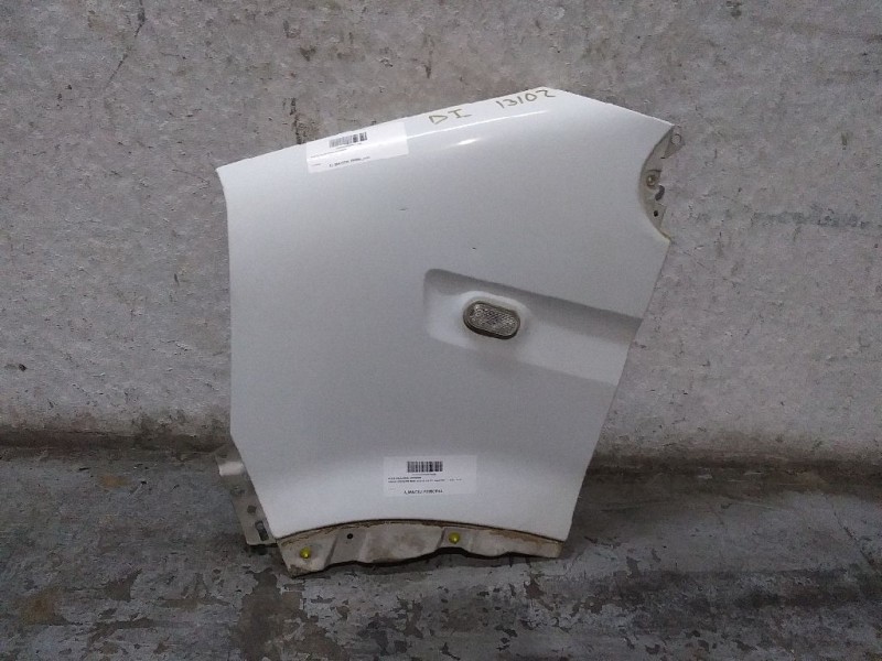 Recambio de aleta delantera izquierda para nissan interstar mod. 04 (x70) 2.5 dci diesel cat referencia OEM IAM   