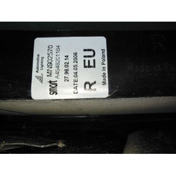 Recambio de piloto trasero derecho para smart forfour 1.1 cat referencia OEM IAM A4548201164  